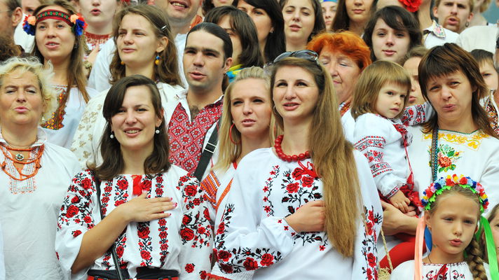 60% украинцев чувствовали себя счастливыми в 2018 году – исследование
